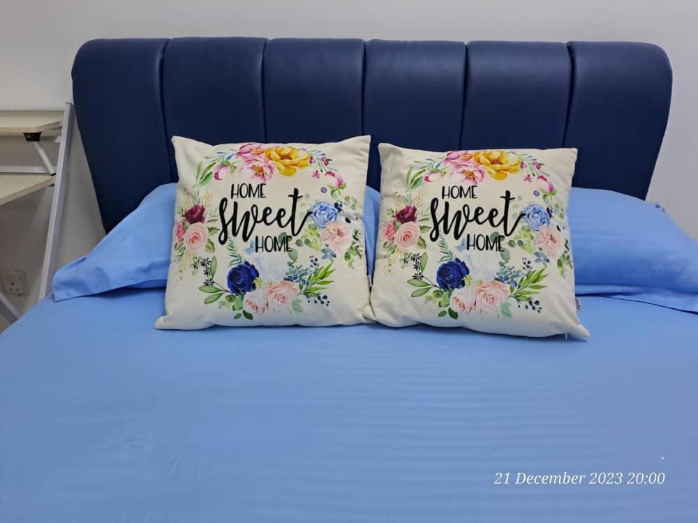 Impiana Homestay Near Putrajaya, Cyberjaya, Musliem Only,Wifi,Netflix Кампунг Денгкил Екстериор снимка
